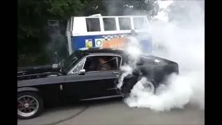 1967 Mustang Shelby GT500 Burnout