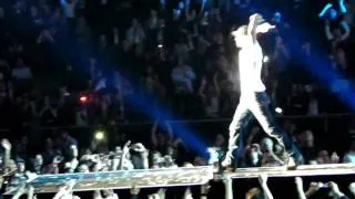 Escape~ Enrique Iglesias (MSG)