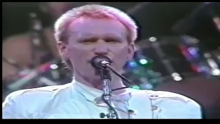 Men At Work - Be Good Johnny (Live) 1983