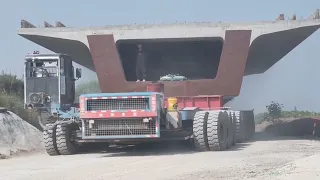 800 Tons box girder of high-speed railway train transported by two vehicles