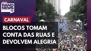 Blocos de rua tomam conta das ruas e devolvem alegria da folia