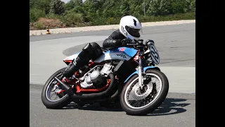 Historic racing with Suzuki GT 750 three cylinder two stroke sound