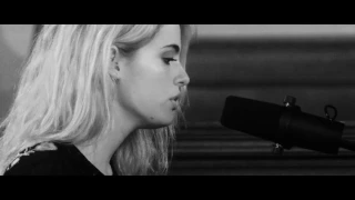 River - Joni Mitchell (Cover by Chiara Parravicini)