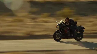 Tom Cruise in Kawasaki GPZ900R ninja / Top Gun: Maverick (2022) ☆☆☆