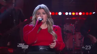 Kelly Clarkson Sings "Double Take" By Dhruv Live Concert Performance February 2022 HD 1080p