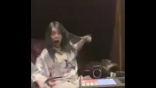 Billie Eilish react to TIMBALAND Beats (SHOOKED)