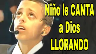 NIÑO le CANTA  a Dios LLORANDO - subtitulado (español- hebreo)