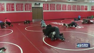 Girls wrestling in Kansas growing in popularity