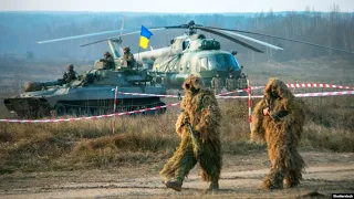 Приезд военкоров и эвакуация семей: какие признаки эскалации на Донбассе видят в Украине