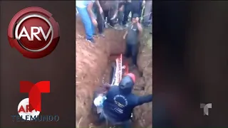 Caos en un entierro por ataúd que cayó sobre un hombre | Al Rojo Vivo | Telemundo