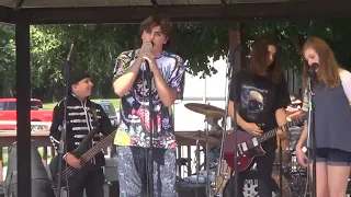 Mama (My Chemical Romance) performed by School of Rock Major Minors