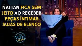 Murilo e Diguinho não se aguentam e jogam cueca suja para Nattan | The Noite (29/09/22)