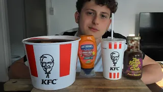 ASMR Eating KFC { Big bucket of Kentucky Fried Chicken )