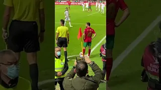 Bernardo Silva has no respect for the referee ❌ #shorts