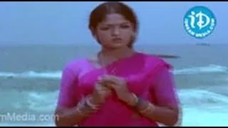 Seethakoka Chilaka Movie Songs - Saagara Sangamame Song - Karthik Muthuraman - Aruna Mucherla