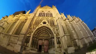 Meaux cathedral by night (widescreen)