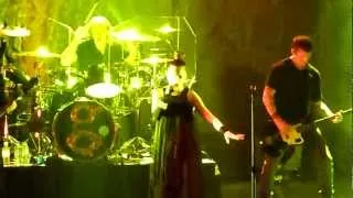 Garbage - 08 Automatic Systematic Habit (live in Minsk 2012)