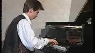 Peter Jablonski plays Chopin Etude no 10 op 4