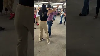 #bailando #pulgadealamo #fypシ゚viral #texas #trending #baile #seguidores #followers