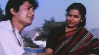 Sirivennela Songs - Aadi Bhikshuvu - Benarji Suhasini, Mun Mun Sen