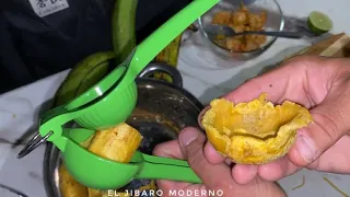 Mira Que Facil Es Hacer Tostones Rellenos Sin Usar Tostonera Con Un Exprimidor De Limones