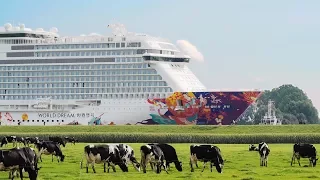 Cruise Ship World Dream on the river Ems | Meyer Werft shipyard | 世界夢號