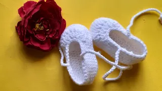 CUTE BABY GIRL CROCHET SHOES [3 TO 6 MONTHS]