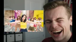 JIHYO SMILE TREATMENT (TWICE 트와이스 "LIKEY" M/V Reaction)