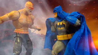 Batman vs Mutant leader