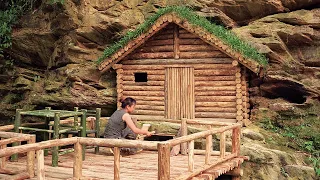 Full Video: 45 days of the girl building a log cabin, hunting and cooking in the rain forest