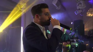 Avi elbaz sings ENTA OMRI in a wedding ❤️
