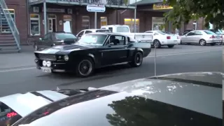 Ford Mustang Shelby GT500 Eleanor - great sound and small burnout