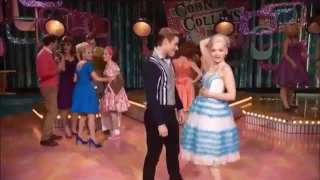 Dove cameron and garrett Clayton kiss in hairspray live