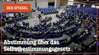 Livestream:  Bundestag entscheidet über Selbstbestimmungsgesetz | DER SPIEGEL