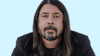 dave grohl being a chaotic, unsupervised and unhinged mess for 14 minutes straight