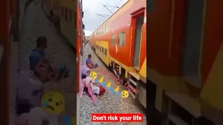 Live Train accident, Plz don't risk your life 🙏#shorts #indianrailway YouTube shorts🔴