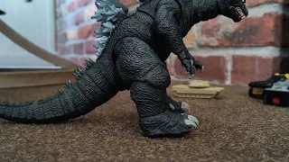 just a Godzilla stop motion I made hope you like it! 😁
