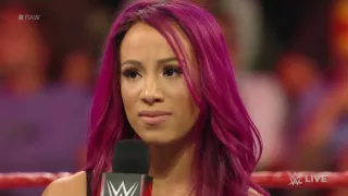 Sasha Banks addresses her back injury  Raw, Sept  5, 2016