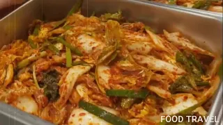 Part 3 Korean soul food!! 1000 bowls sold per day. Gukbap - Pork and Rice Soup - Korean Street Food