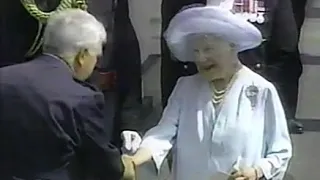 The Queen Mother Elizabeth turns 100---August 4, 2000 London-Prince Charles Princess Margaret Crown