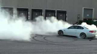 BMW M3 E92 coupe - Crazy Donuts and Burnout!