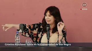 Cristina Kirchner: "Hoy, a 40 años de democracia, estamos sin moneda"