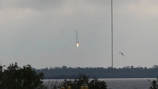 Falcon 9 / CRS-10 First Stage Booster Lands At Landing Zone 1