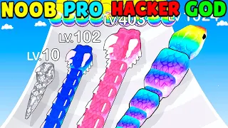 NOOB vs PRO vs HACKER vs GOD in Snake Clash 3D