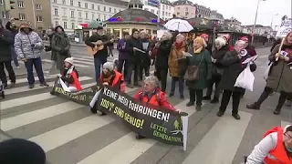 Klimaaktivisten blockieren Innenstadt von Wien