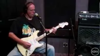 Walter Trout "The Sky Is Fallin Down" Live at KDHX 8/6/12