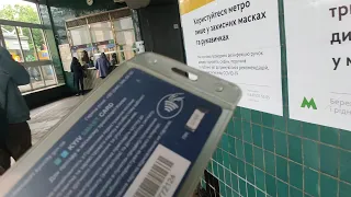 У Києві почав працювати наземний громадський транспорт та метро