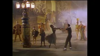 Gene Kelly & Leslie Caron  -  Dancing Scene 06 – An American In Paris