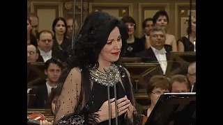 Angela Gheorghiu - Ave Maria by Schubert (Romanian Athenaeum, charity concert)