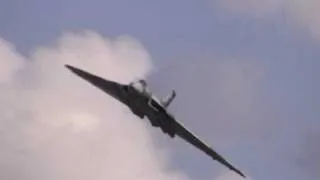 Vulcan XH558 at Cosford 2009